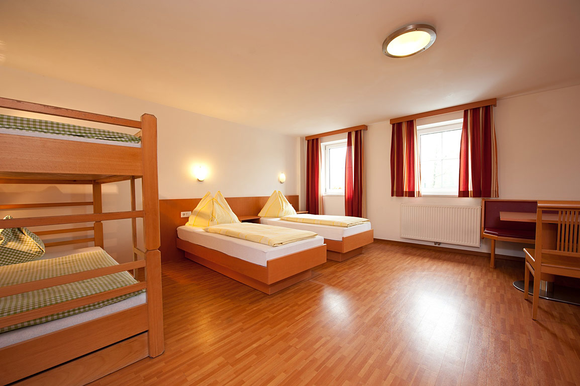 Vierbett-Zimmer